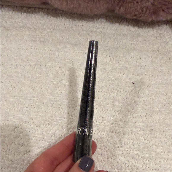 NEW Sephora Liquid Eyeliner - Picture 3 of 4